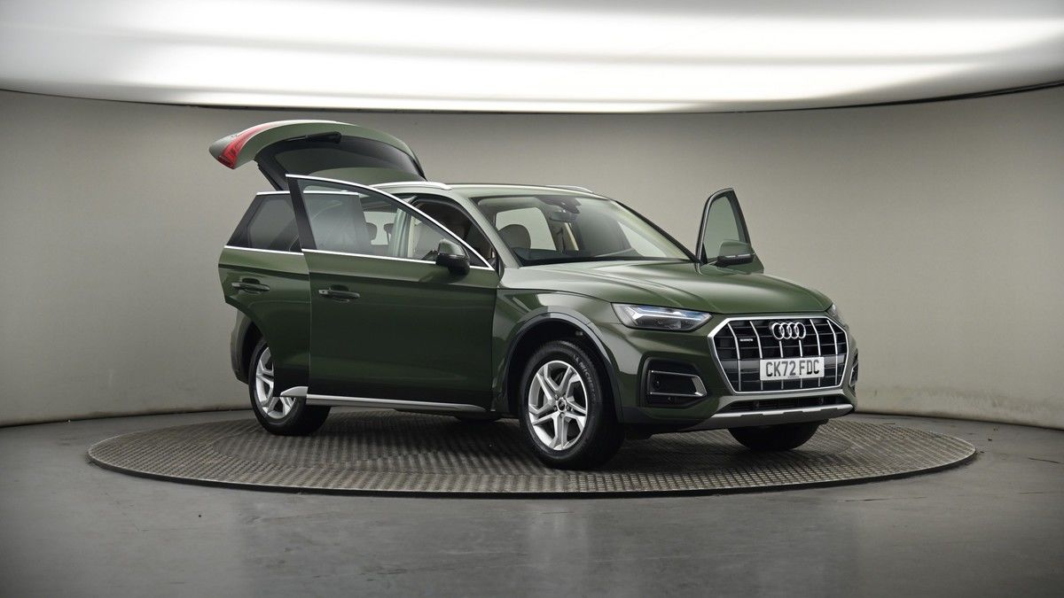 More views of Audi Q5