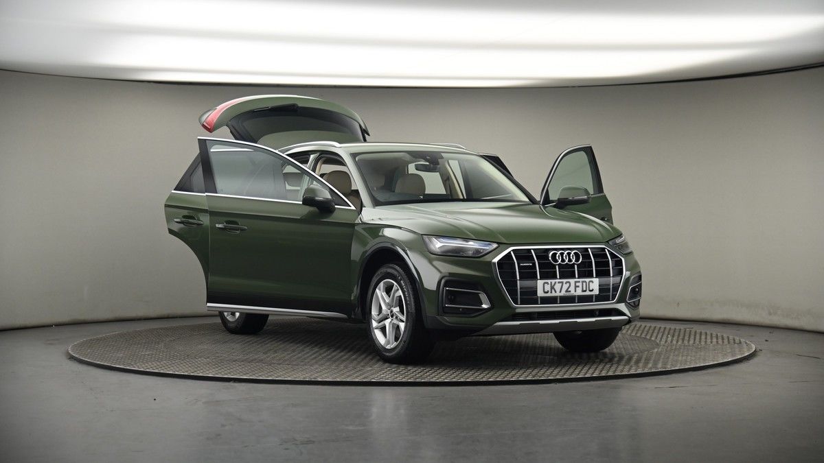 More views of Audi Q5