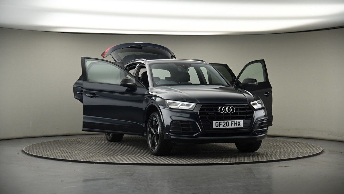 More views of Audi Q5