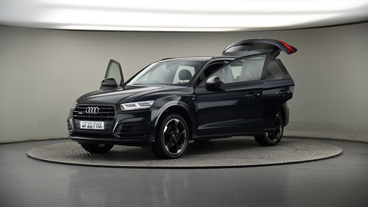 More views of Audi Q5