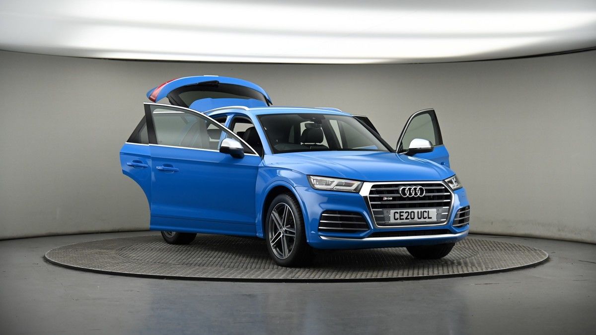 More views of Audi SQ5