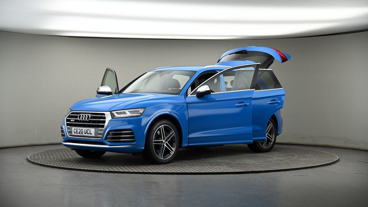 More views of Audi SQ5