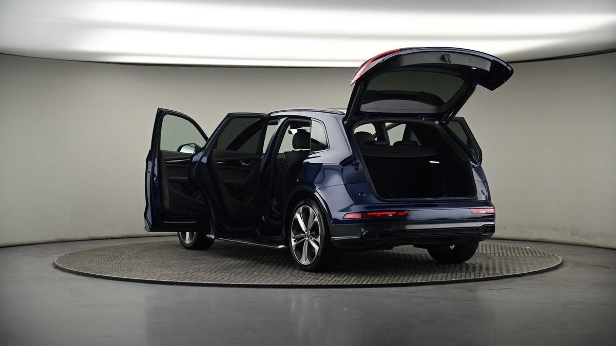Audi SQ5 Image 8