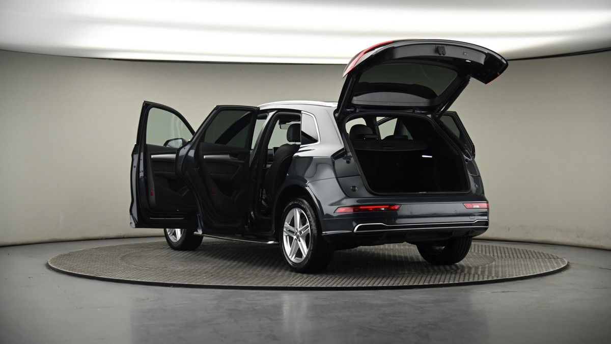 Audi Q5 Image 8