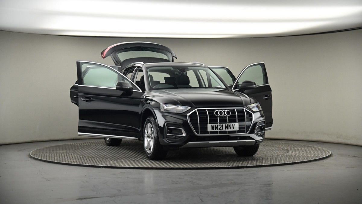 More views of Audi Q5