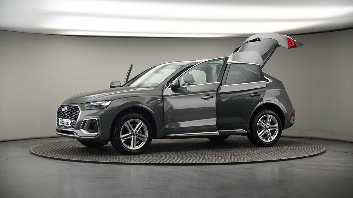 More views of Audi Q5