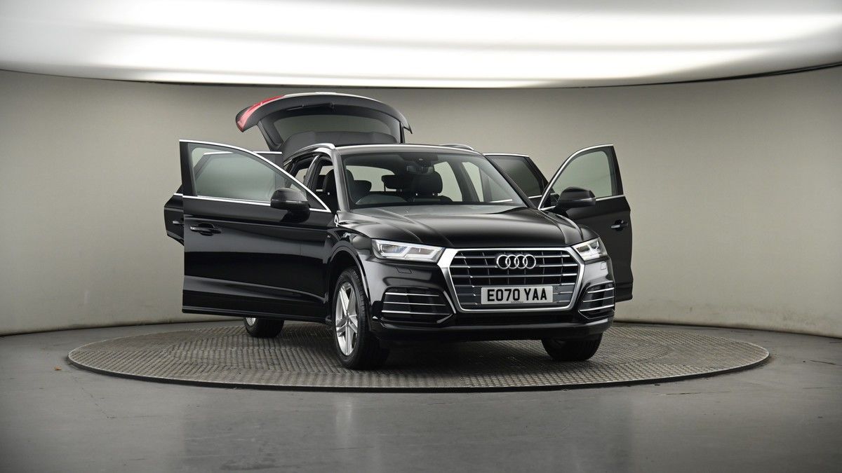 More views of Audi Q5