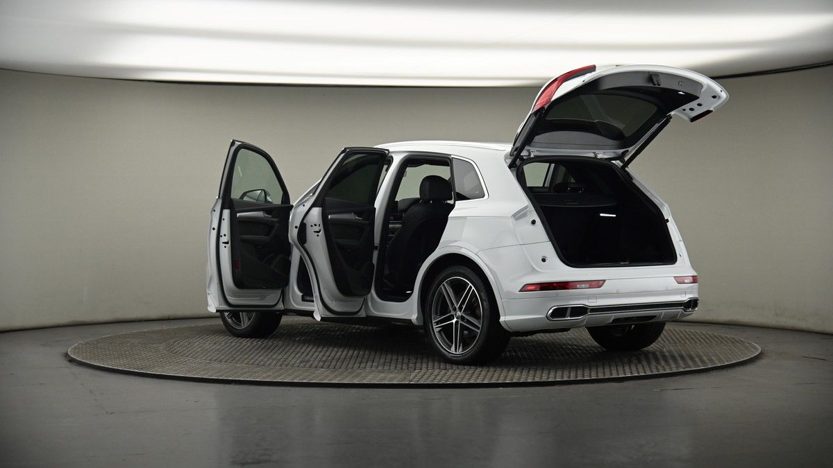 More views of Audi SQ5