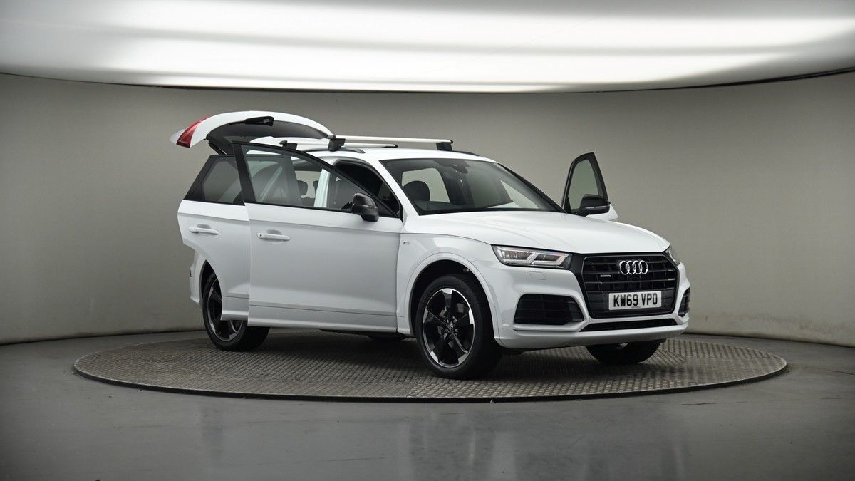 More views of Audi Q5