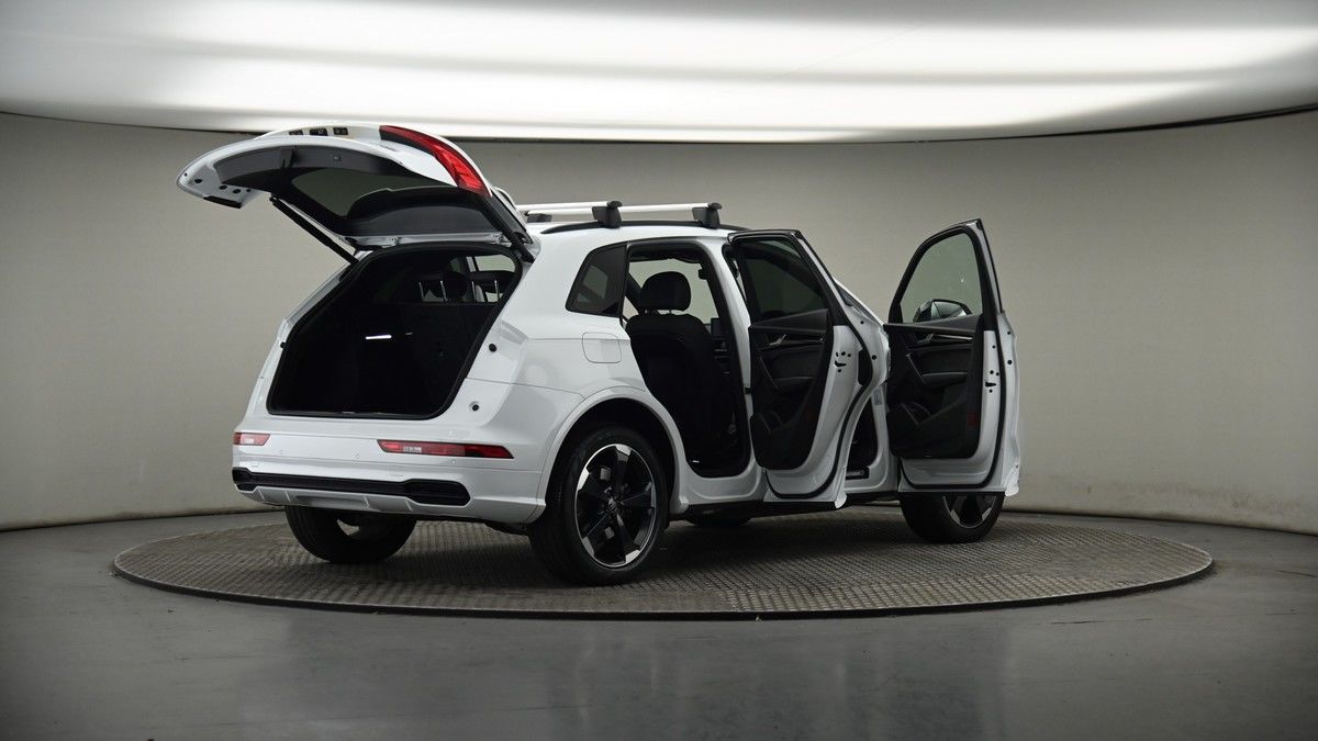 More views of Audi Q5