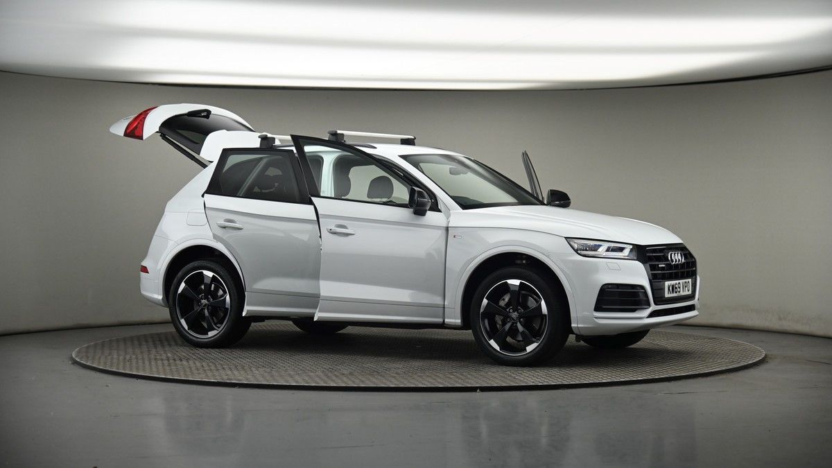 More views of Audi Q5