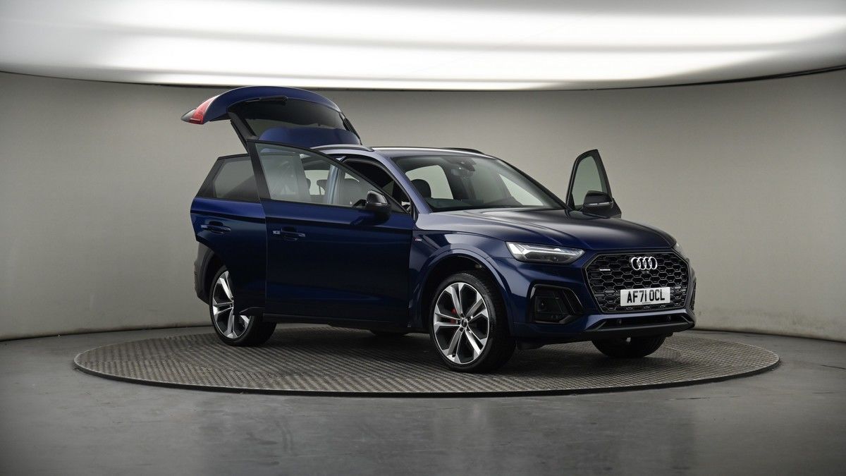 More views of Audi Q5