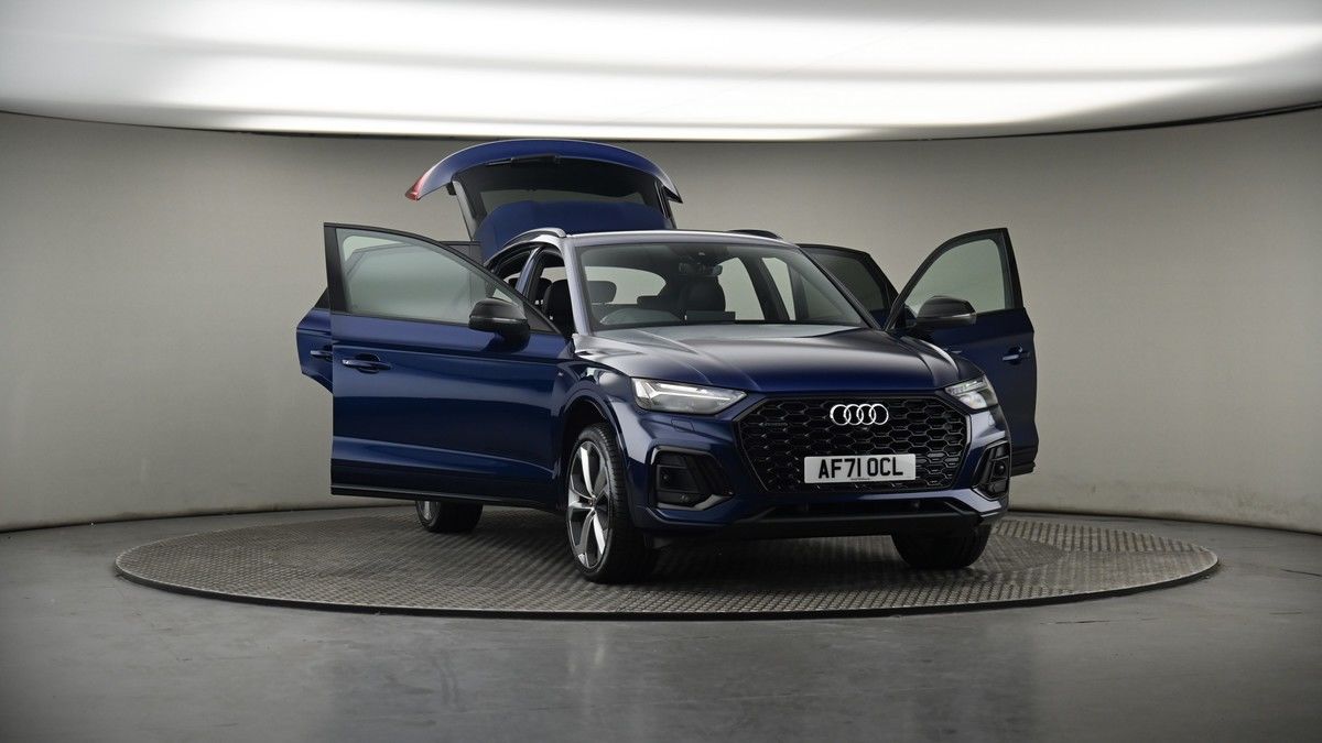 More views of Audi Q5