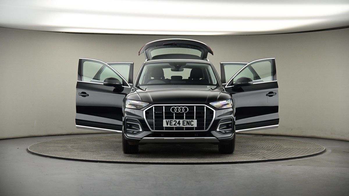 More views of Audi Q5