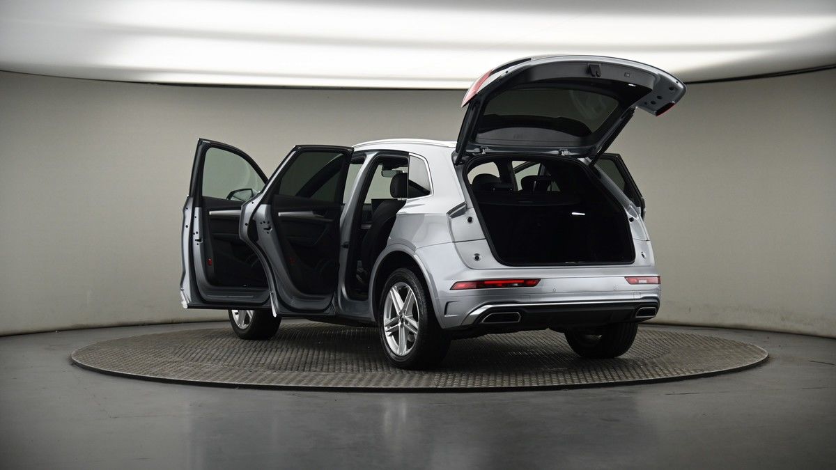 Audi Q5 Image 8