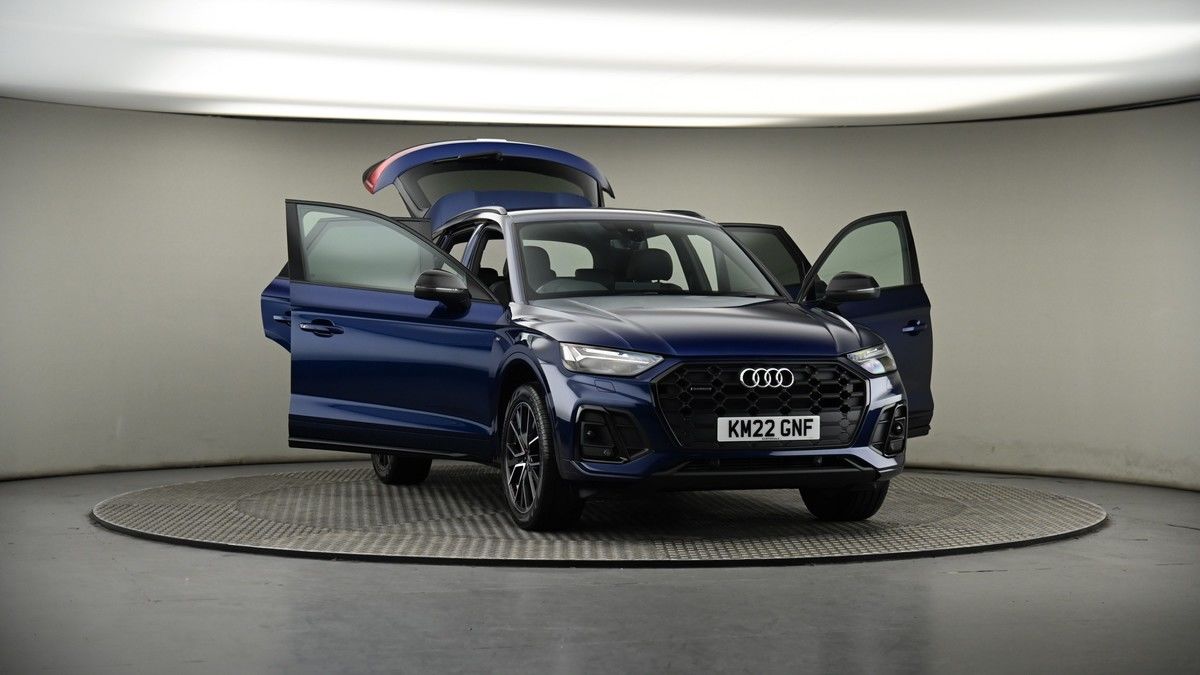 More views of Audi Q5