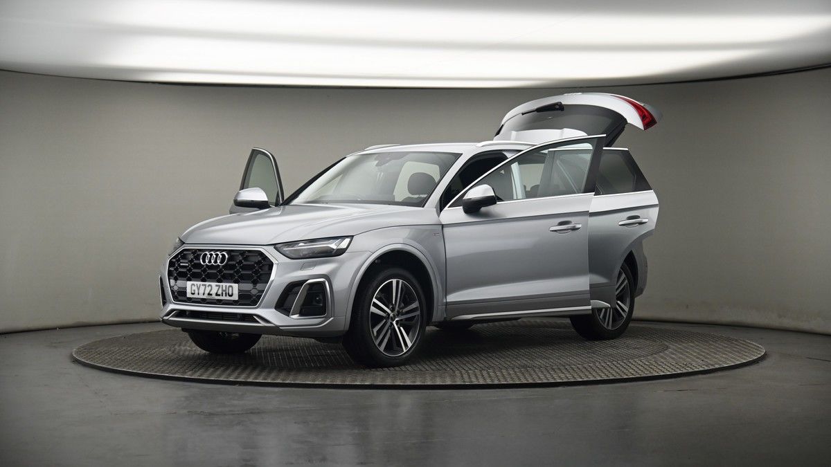 More views of Audi Q5