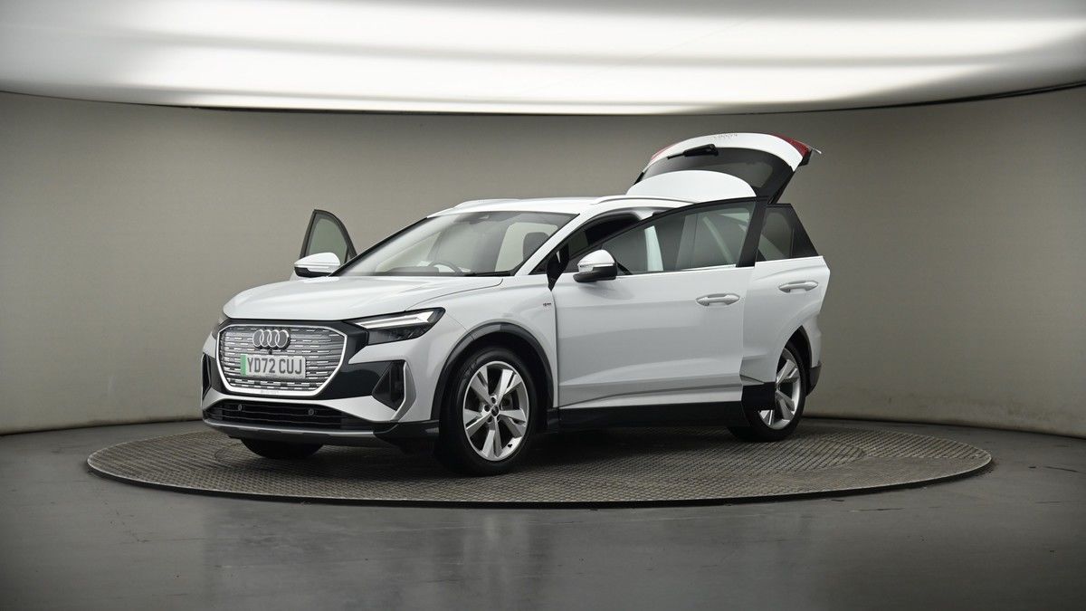 More views of Audi Q4 e-tron