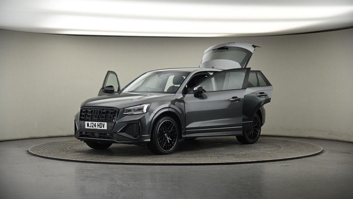 More views of Audi Q2