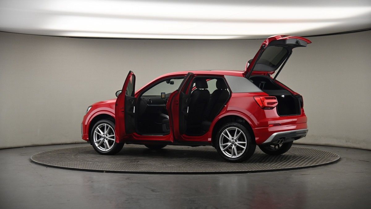 More views of Audi Q2