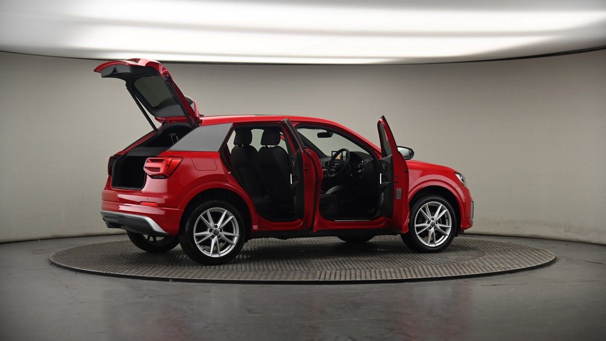 More views of Audi Q2