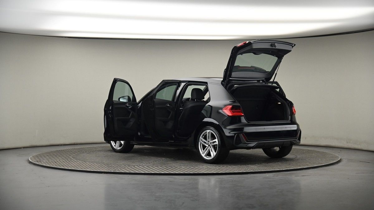 More views of Audi A1