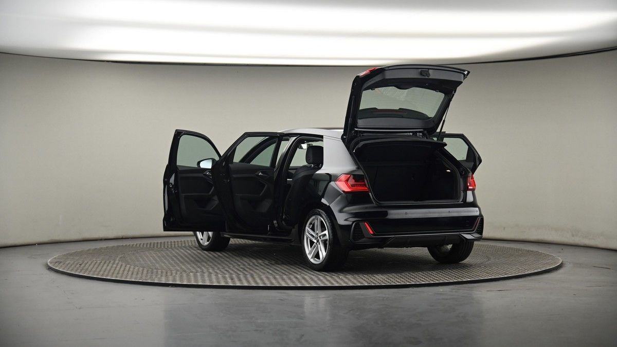 More views of Audi A1