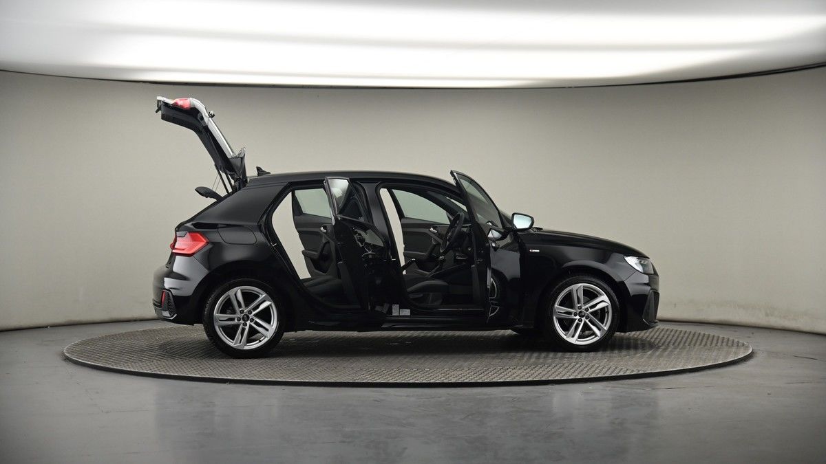 More views of Audi A1