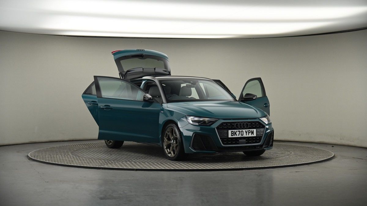 More views of Audi A1