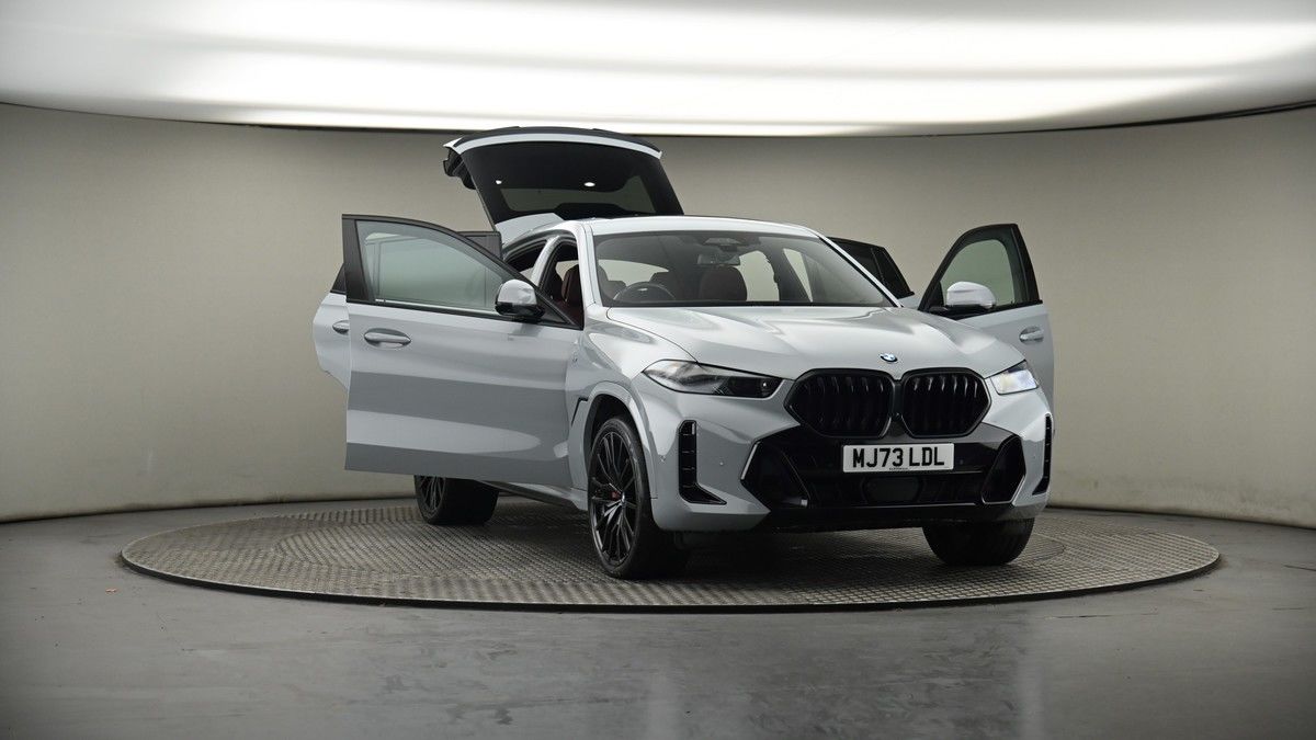 More views of BMW X6