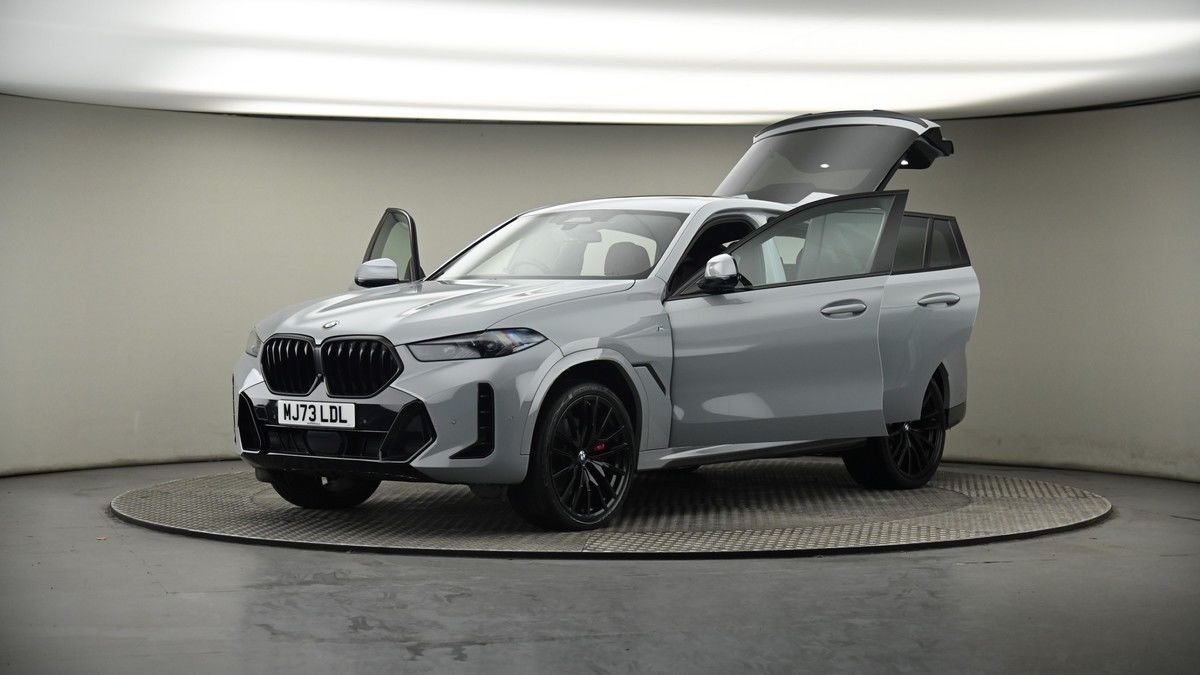 More views of BMW X6