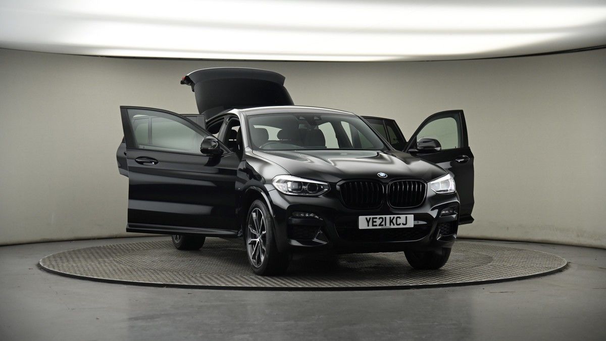 More views of BMW X4