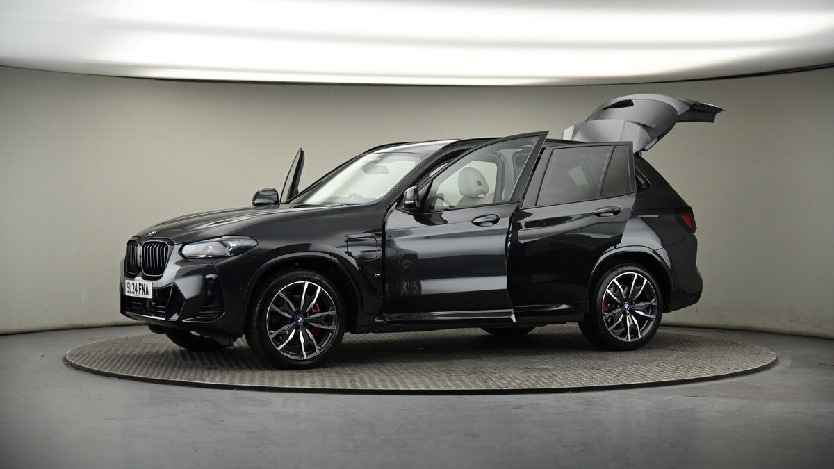 More views of BMW X3