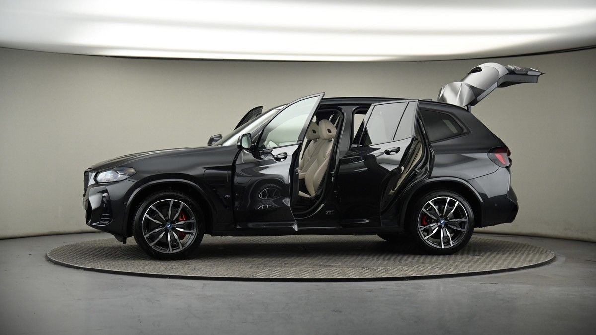 More views of BMW X3