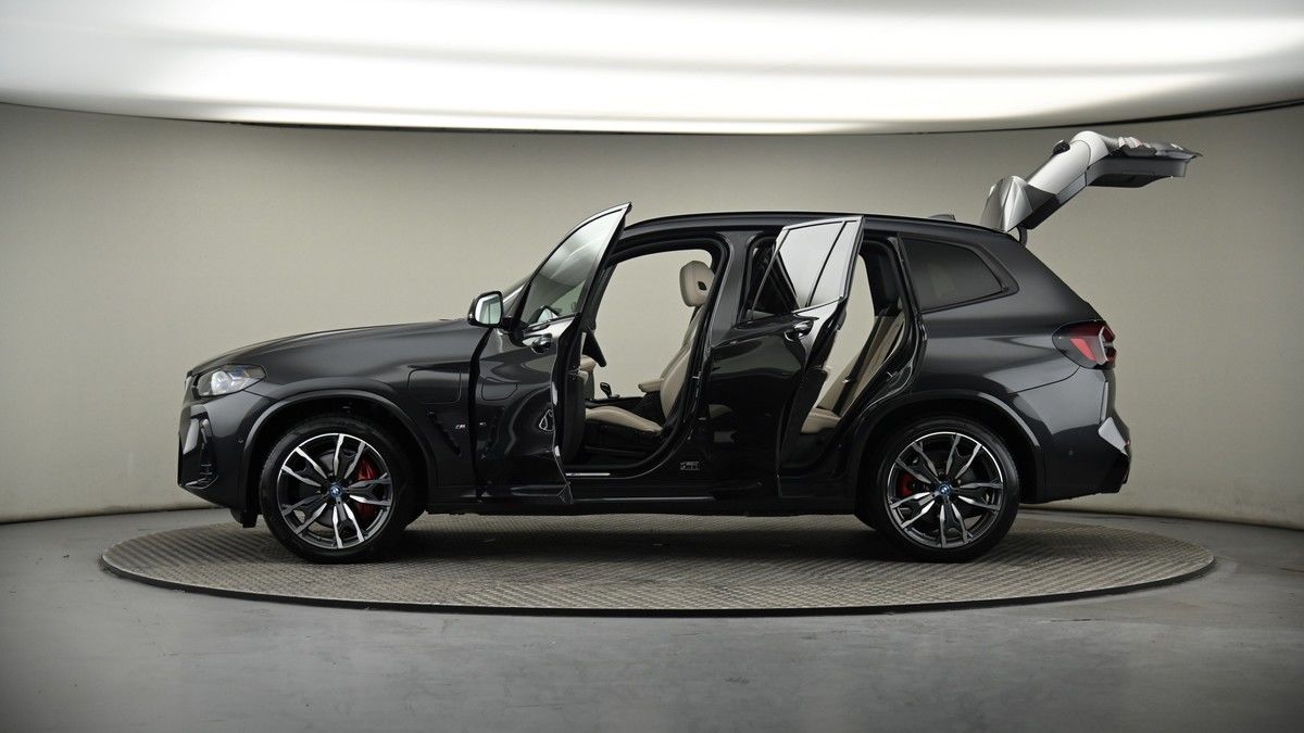 More views of BMW X3