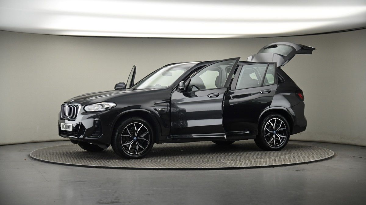 More views of BMW X3