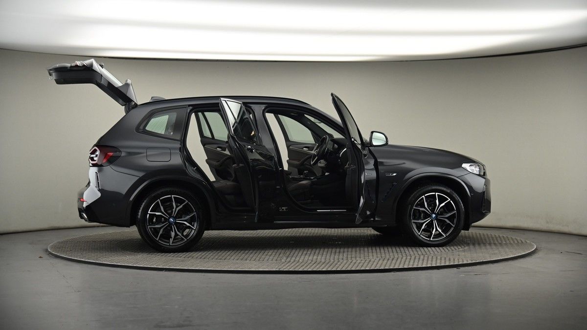 More views of BMW X3