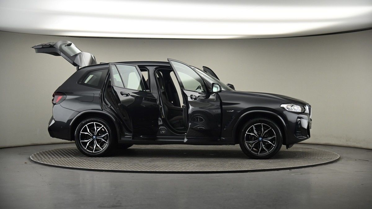 More views of BMW X3