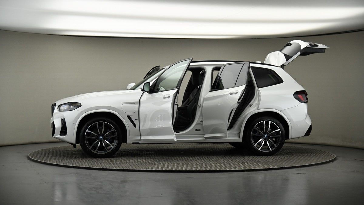 More views of BMW X3