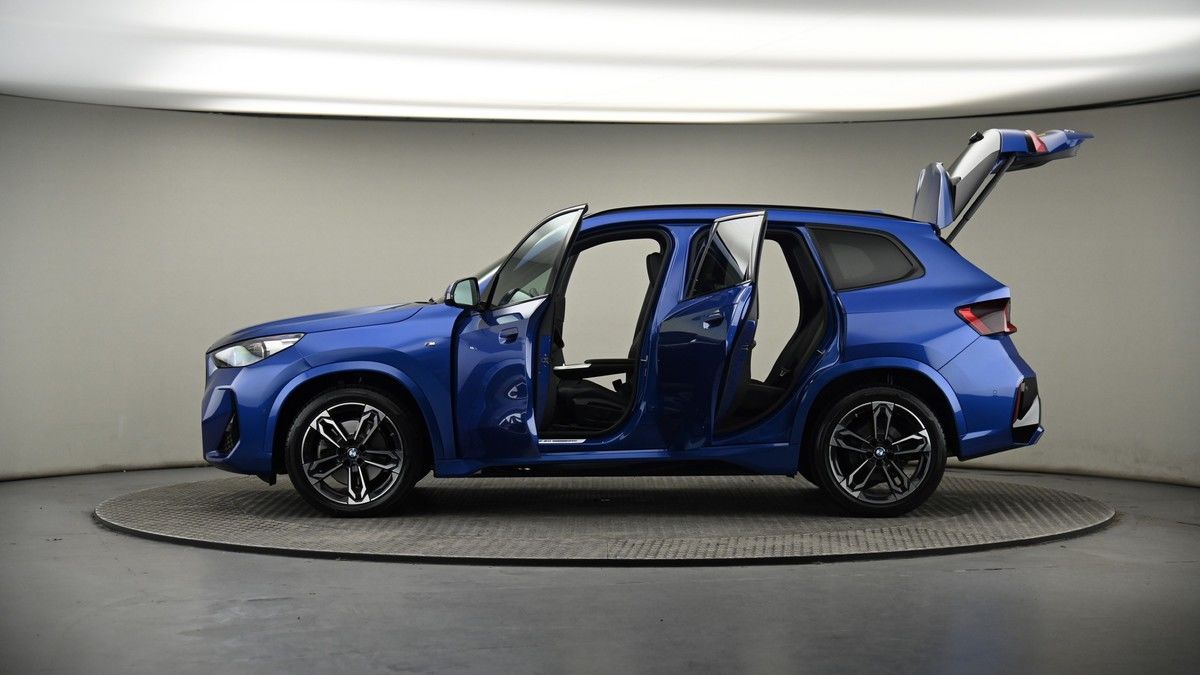 More views of BMW X1