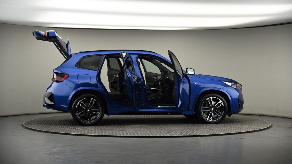 More views of BMW X1