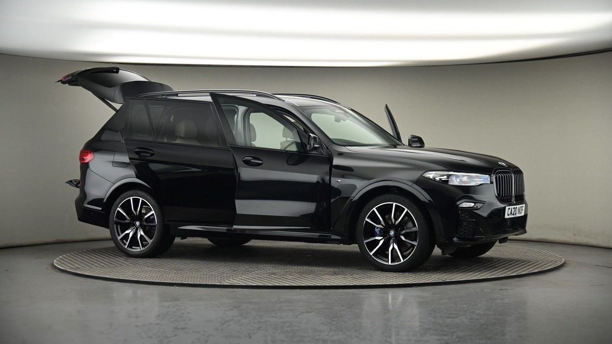 More views of BMW X7