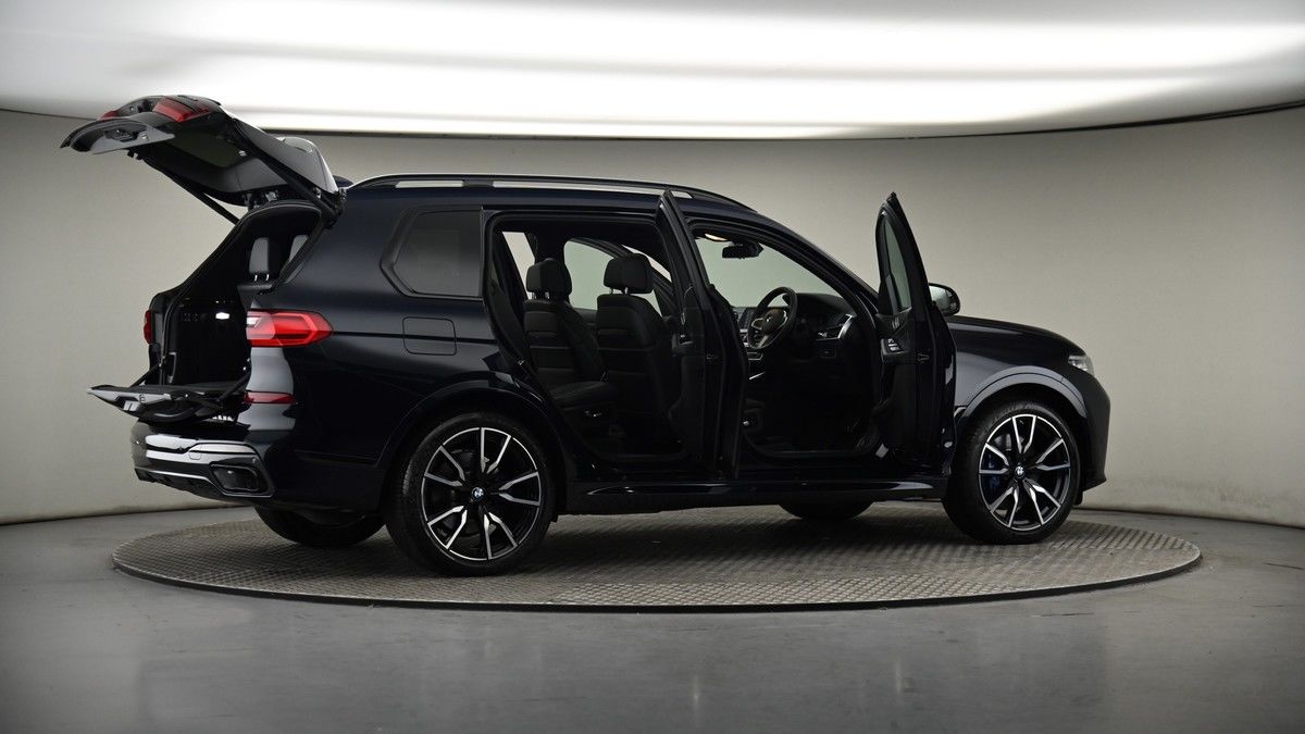 More views of BMW X7