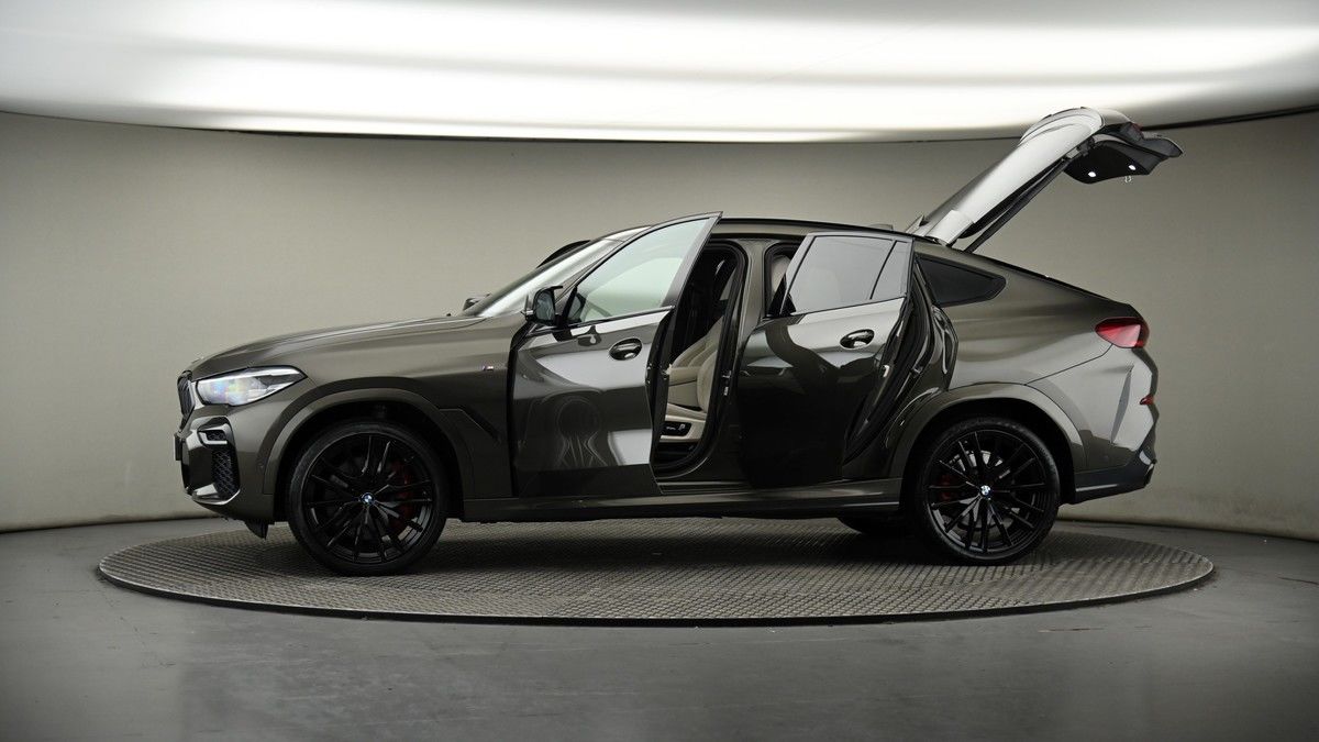 More views of BMW X6