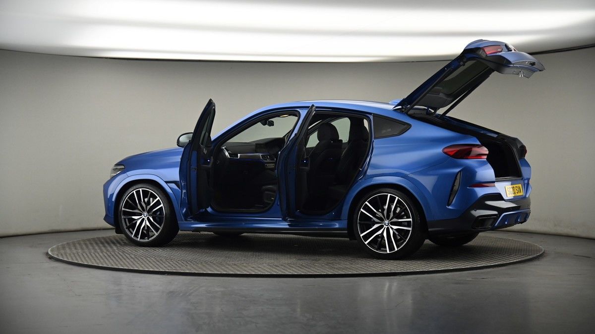 More views of BMW X6