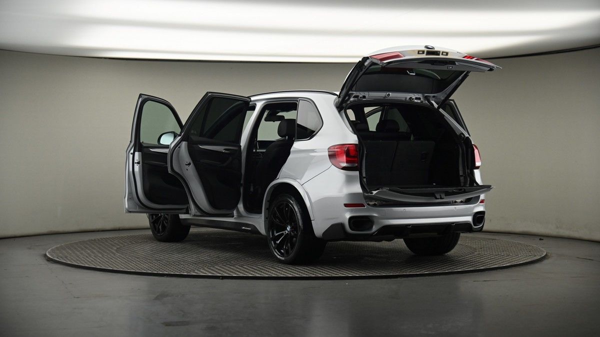 BMW X5 Image 8