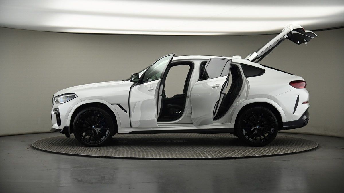 More views of BMW X6