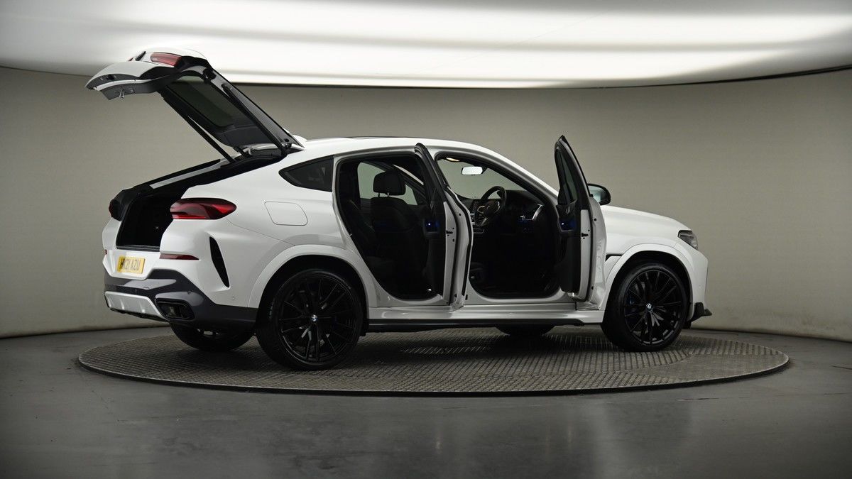 More views of BMW X6