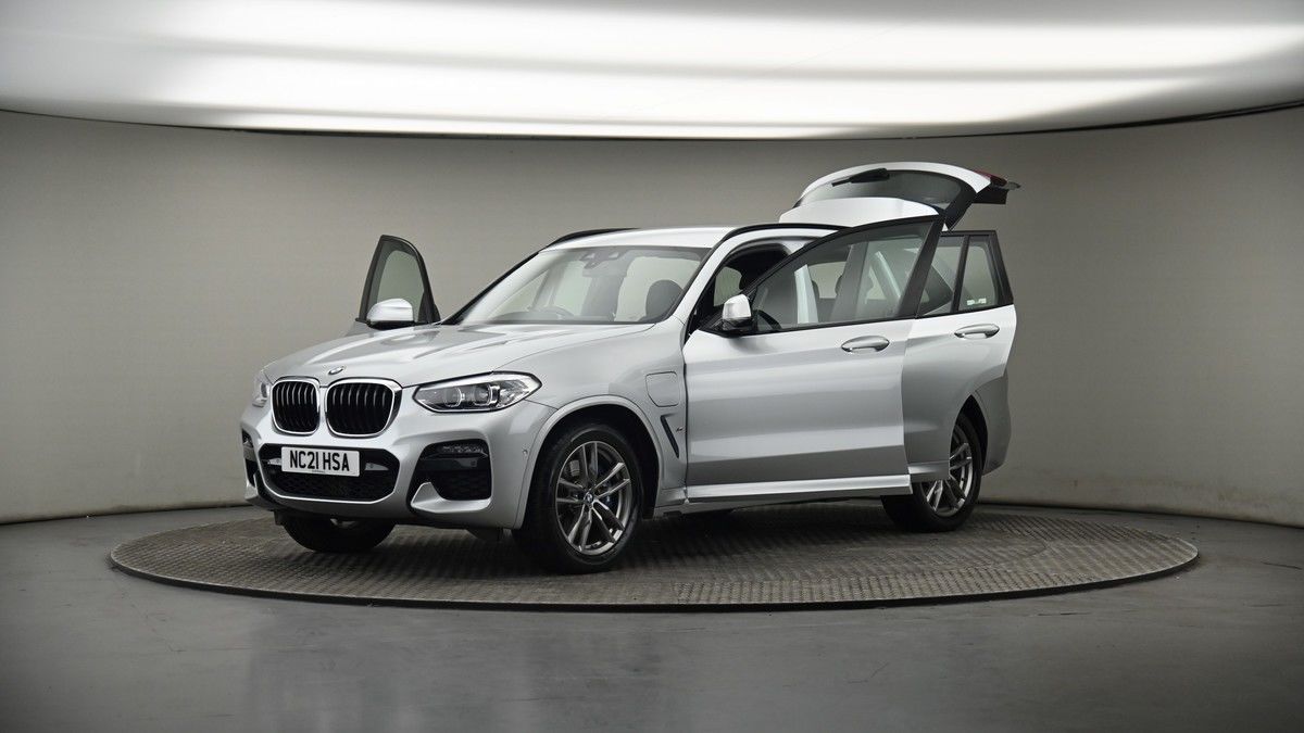 More views of BMW X3