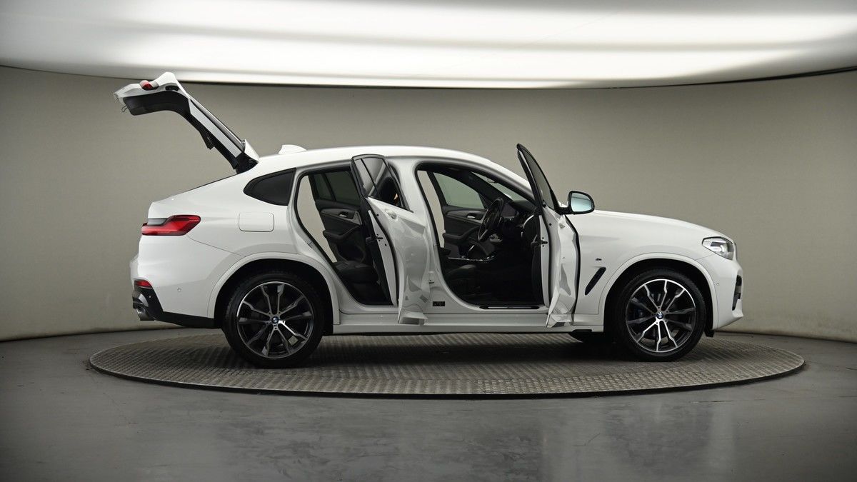 More views of BMW X4